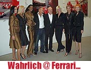 04.11.05-08.01.06 The Face of Pace. La Scuderia Ferrari: Fotografiert von Michel Comte in der Neuen Sammlung in der Pinakothek der Moderne (Foto: Martin Schmitz)