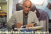 Heiner Lauterbach signierte im Karstdt Oberpollinger (Foto: Martin Schmitz)