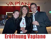 Wahrlich.... vom 20.04.2005:  Eröffnung des "Vapiano" in den Fünf Höfen (Foto. Martin Schmitz)