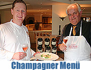 Küchenchef Mario Corti (li:) präsentiert ein 6-gängiges Champagner Menü (Foto: Martin Schmitz)