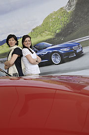Juliane Blasi und Nadya Arnaout haben den neuen BMW Z4 Roadster designt (Foto: BMW)