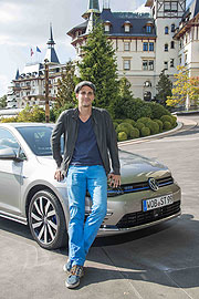 Max von Thun  präsentiert den neuen GOLF GTE im Dolder Grand Hotel (Foto: BrauerPhotos © H.Fuhr für Volkswagen )