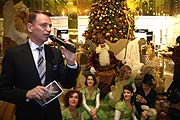 Oberpollinger Geschäftsführer Robert Waloßek stellte die "Himmlischen Weihnachten" am 30.11.2007 vor (Foto. Martin Schmitz)