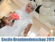  MODENSCHAU Brautmode 2011 bei Cecile Braut- und Festmoden (©Foto: Martin Schmitz)