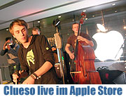 Am 13.12.2008 präsentierte" iTunes Live" Clueso exklusiv im Apple Store (Foto: MartiN Schmitz)