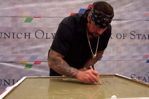 04twwe_undertaker18