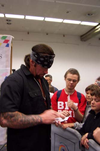 04twwe_undertaker40