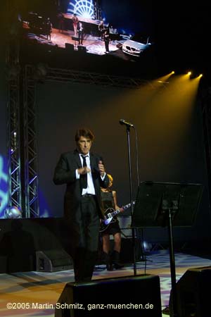 050915bryan_ferry60