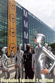 Flughafen Terminal 2 eröffnet am 27.06.2003 (Foto: Martin Schmitz)