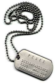 In der Rathaus Galerie gibt es die limitierten Designparcours "Dog Tags"