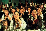 Hexenpredigt ängstige die Frauen (Foto: Theater am Königssee)