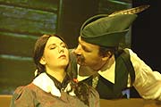 Ein gestohlener Kuss ist der Anfang allen (Un-) Glücks bei Ganghofer (Foto: Theater am Königssee)
