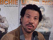 Lionel Richie bei der Pressekonferenz im Hotel Bayerischer Hof am 26.05.2004 (Foto: Marikka-Laila Maisel)