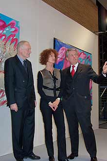 Dr.  Horst G. Ludwig, Karen LaKar und Mercedes-Benz Niederlassungschef Urich Kowalewski (Foto: Martin Schmitz)