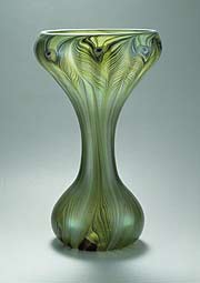Louis Comfort Tiffany (1848-1933), Vase, um 1896, Favrile-Glas, Höhe: 32 cm, Musèe des Arts dÈcoratifs, Paris. Von S. Bing erworben (150 Francs), 2.7.1897