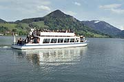 mit der Schliersee III über den See (Foto: Schlierseeschifffahrt.de)