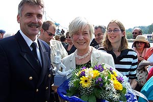 Walther Stürzl, Geschäftführer der Bayerischen Seeschiffafhrt mit Sybille Faltlhauser, die die MS Starnberg taufte (Foto: Martin Schmitz)