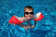 Für die Jüngsten ist der Nichtschwimmerbereich da (Foto: Martin Schmitz)