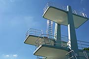 Michaeli Freibad - der Sprungturm (Bild: Martin Schmitz)