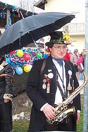 Saxophinist auf dem Gaudiwurm(Foto: Martin Schmitz)