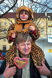 Kleiner Gepard mit Faschingsherzen von B&ouml;rni I.(Foto: Martin Schmitz)
