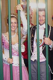 Narrhalla  hinter Gittern (Foto: Martin Schmitz)