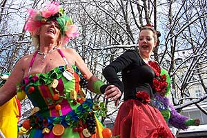 Tanz der Marktfrauen 2004 (Foto: Martin Schmitz)