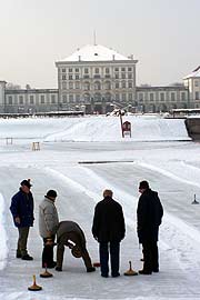 Eisstockschießen (Foto: Martin Schmitz)