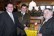Löwenbräu Direktor  Bernhard Klier, Wienerwald Wiesnwirt Lorenz Stiftl und "Wiesn-Napoleon"  Richard Süßmeier (Foto: Martin Schmitz)