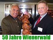 Wienerwald wird 50 - und es wird weiter gegrillt. Jubiläumsfeier des Hendl Braters am 17.03.2005 (Foto: Martin Schmitz)