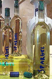 Spargelwein aus der Nähe (©Bild: mlm)