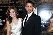 Emmy Rossum mit Filmpartner Gerald Buttler bei der Premiere in München (Foto: Martin Schmitz)