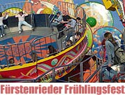 Taumler auf dem Frühlingsfest 2004 (Foto: Martin Schmitz)