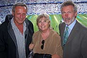 Konstantin Wecker mit Paul und Hildegard Breitner (Foto. Martin Schmitz)