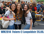 München feiert: Leopoldstraße 26.06.2014 nach dem Spiel Deutschland - USA (1:0) Einzug ins Achtelfinale  (©Foto. Martin Schmitz)