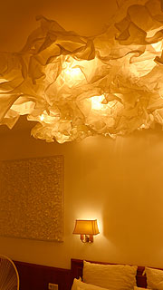 was für ein himmlisches Gefühl hat man in diesem Zimmer  - Hotel Krone an der Theresienwiese (Foto. Martin Schmitz)