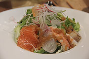 Sashimi Salad - Matsuhisa Dressing (Foto:MartiN Schmitz)