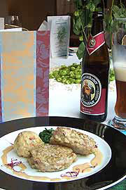 Hauptgericht Medaillons vom Schweinfilet (©Foto: Marikka-Laila Maisel)