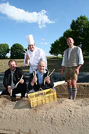 Josef Kügle (Sprgelhof Gut Froschhamm), Maritim Küchenchef Jörg Michael, Vize-Direktor Jörg Grede und Direktor Richard Mayer (Foto: Marikka-Laila Maisel)