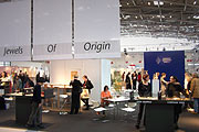Gleich nebenan befindet sich die Pr&auml;sentation von "Jewels of Origin" (Foto: Martin Schmitz)