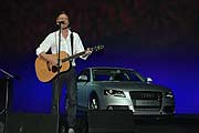 Stargast Bryan Adams bei der Audi Private Night (Foto: Peter v. Oppen)