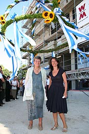 Stadtbaurätin Prof. Christiane Thalgott und Cathrine Batdorf, Geschäftsführende Gesellschafterin (Foto: Martin Schmitz)