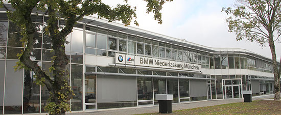 residentie synoniemenlijst Afwijken BMW Niederlassung München: Neueröffnung am Frankfurter Ring mit Premiere  des BMW X1 und des 5er Gran Turismo – volles Programm am 24.10.2009