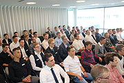 76 Auszubildende beginnen ihre Lehre in der BMW Niederlassung München (©Foto: Martin Schmitz)