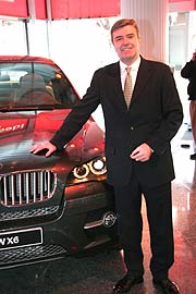 Der neue BMW X6 ist einer der Hoffnungsträger für 2008 (Foto: Martin Schmitz)