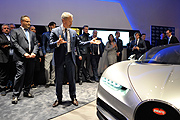 Rainer Doerr (L), Geschäftsführer der Doerr Group, und Stefan Brungs, Mitglied der Geschäftsführung von   Bugatti Automobiles S.A.S. Photo Lennart Preiss/Getty Images für Bugatti 