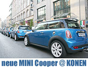 Preview: der neue MINI Cooper D und der neuen MINI Cooper One vor dem Modehaus KONEN (Foto: Martin Schmitz)