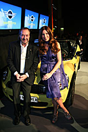 Monti Lüftner, Moderatorin Alexandra Polzin bei der Premiere des neuen MINI Cabrio am Abend des 28. März 2009 (Foto: Martin Schmitz)