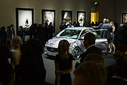 Bryan Adams bei der Vorstellung des Neuen Opel ADAM - The Adam by Bryan Adams 2014 - im Haus der Kunst in Muenchen (©Foto: Opel)