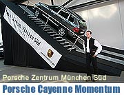 Der neue Porsche Cayenne kommt. „Momentum Cayenne Challenge“ am 24.02.2007 im Porsche Zentrum München Süd (Foto: Martin Schmitz)